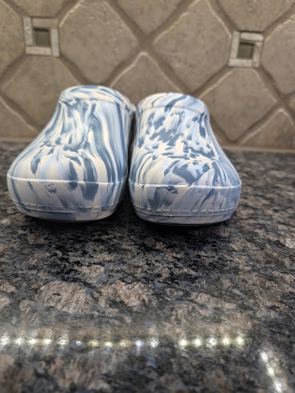 Dansko Women's Kaci slip-on clogs SZ 38 EU - Picture 3 of 10